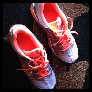 Nike Air Max orange & light gray sz 10