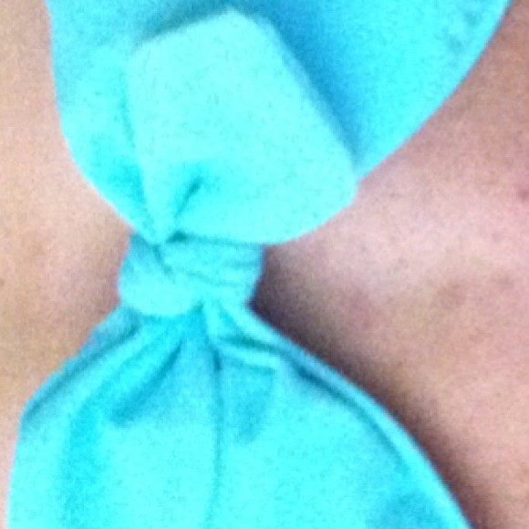 VS Belle Bandeau Bikini Swimsuit - Picture 2 of 2