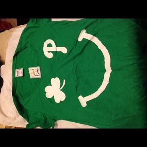 Large VS Pink MLB Phillies st patty's day shirt !