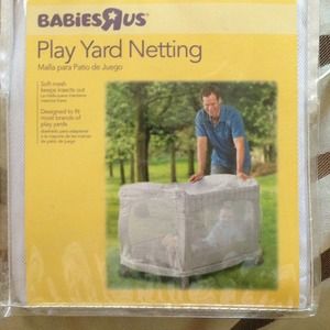 ⛔️SOLD⛔️Play Yard Netting!