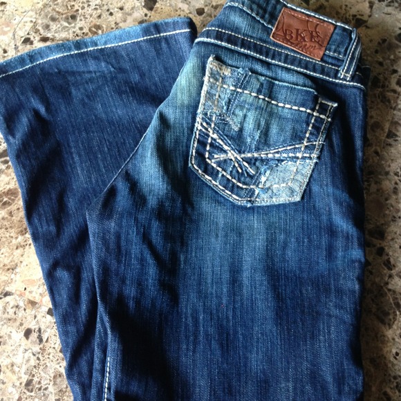 💢💢Sold💢💢BKE Sabrina EUC jeans
