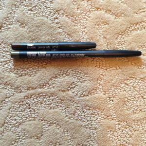 2 Mac eyeliner pencils