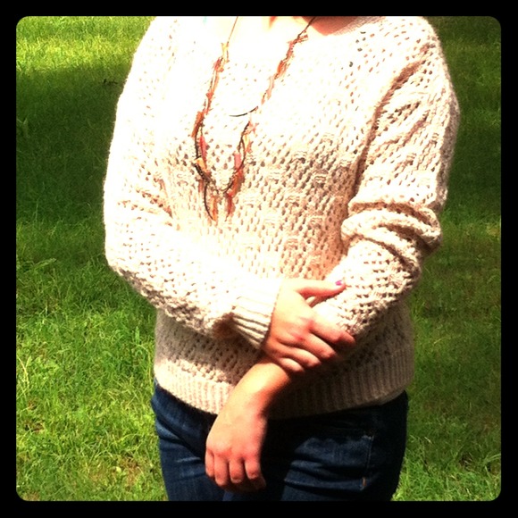 Adorable beige sweater!!