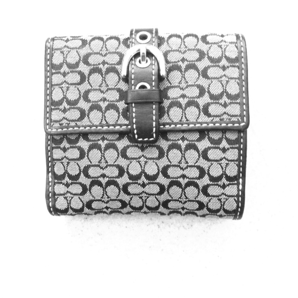 Coach wallet - Picture 1 of 1
