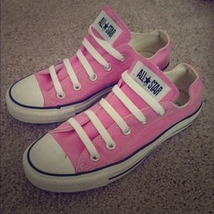 Pink converse