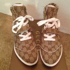 💯 AUTHENTIC GUCCI HIGHTOP SNEAKERS.