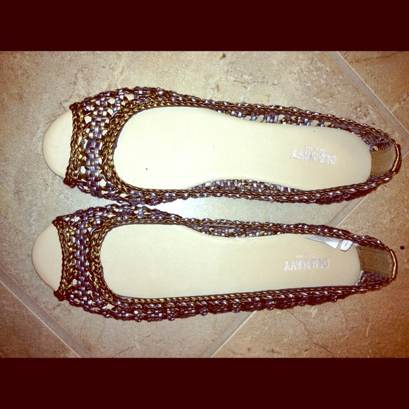 Silver and Gold Metallic Old Navy Flats - size 9