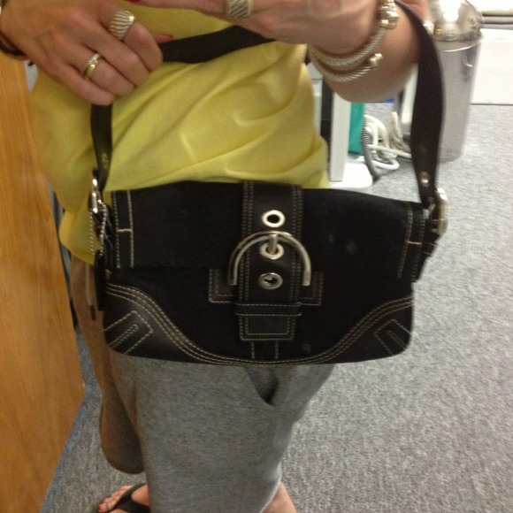 Black Coach bag - Picture 3 of 3