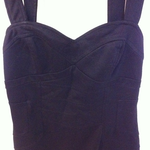 Sexy LBD - Picture 2 of 4