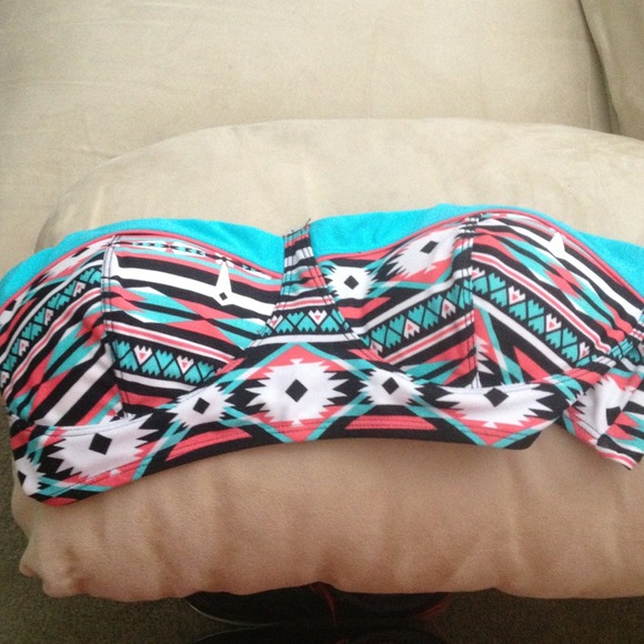 NWT!! Charlotte Russe bandeau bathing suit top
