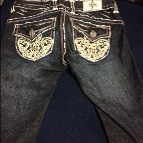 ⛔⛔Traded with sharxxcamp⛔⛔Laguna jeans! 💕