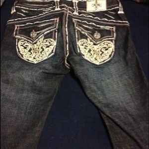 ⛔⛔Traded with sharxxcamp⛔⛔Laguna jeans! 💕