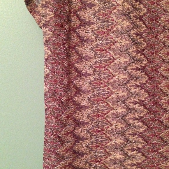 Crop top - Picture 2 of 2