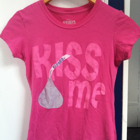 Cute tee - Picture 1 of 1