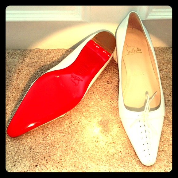 Never worn CHRISTIAN LOUBOUTIN flats