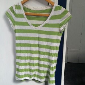 Striped v neck tee