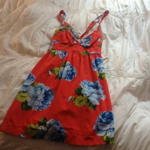 Floral hollister dress size small