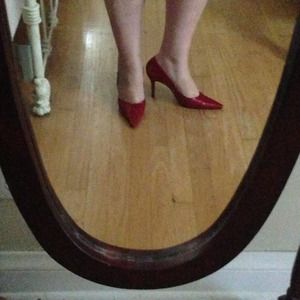 Antonio Melani red pointy-toe pumps
