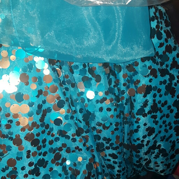 Sherri Hill dress - Picture 3 of 3