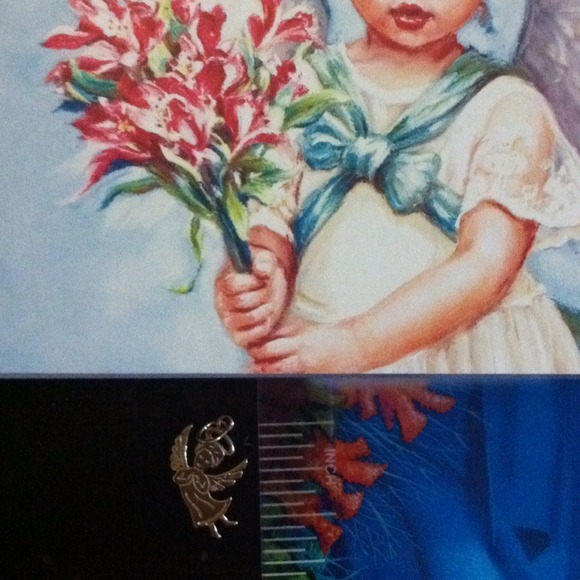 14K Yellow Gold Angel Pendant! - Picture 3 of 3