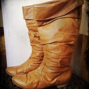 Steve Madden leather, lined, cognac boots 9.5