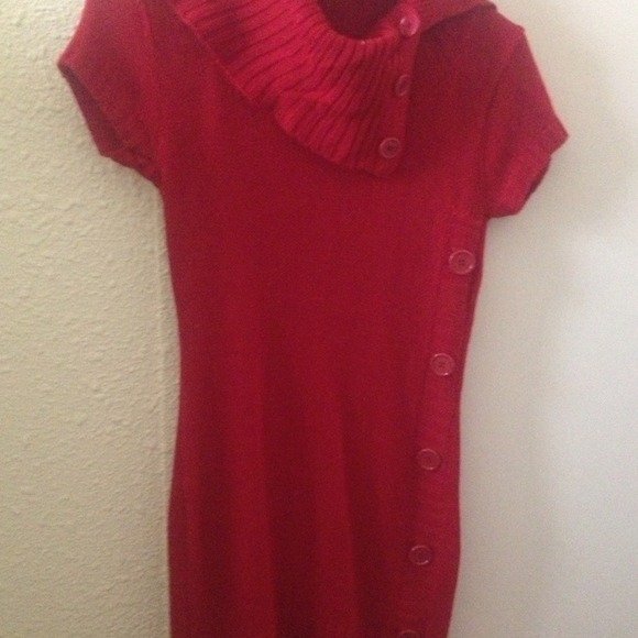 Red winter button dress - Picture 2 of 2
