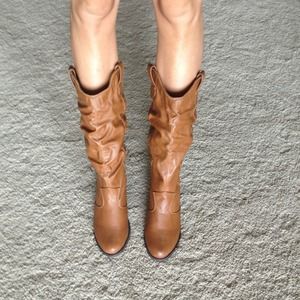 Used cowboy boots. Retail $30