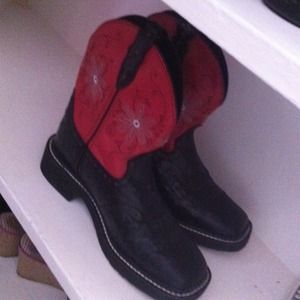 Cowgirl boots new👢