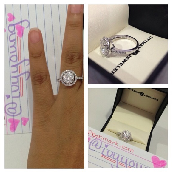 **Beautiful Authentic diamond ring!!** - Picture 2 of 4