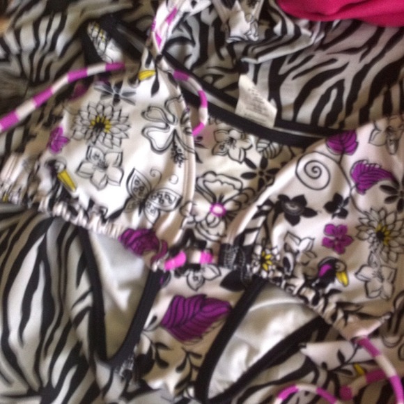 Bathing suit