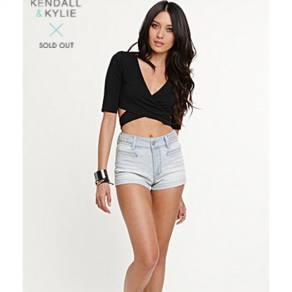Kendall and Kylie Tops - Black crossover cropped top