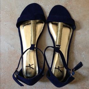 ‼️SOLD‼️ Classy sandals for any season!