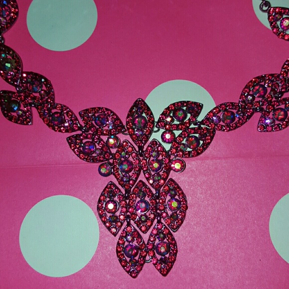 Hot pink jewelry - Picture 4 of 4