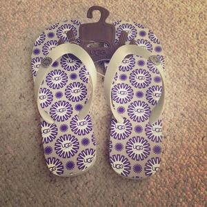 SALE!! New Ugg Australia Women's Flip Flops Size 8