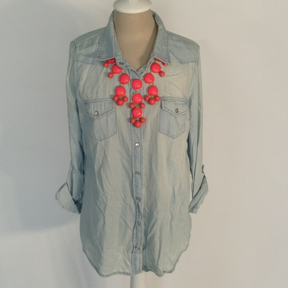 Light wash, light weight denim shirt.
