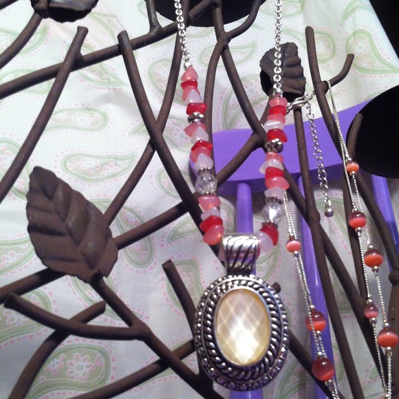 Pretty Stone necklace, boho chic - Picture 2 of 2