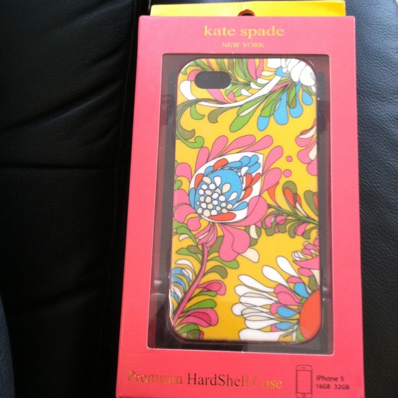 Kate spade case. iPhone 5. flower / orange