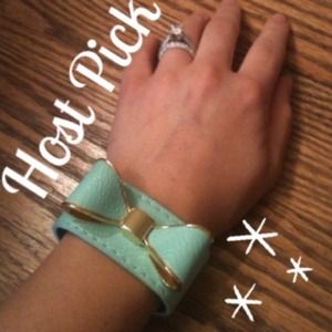 💝Host Pick💝Bow bracelet
