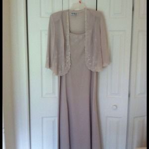 Mother of the Bride Dress w/matching jacket