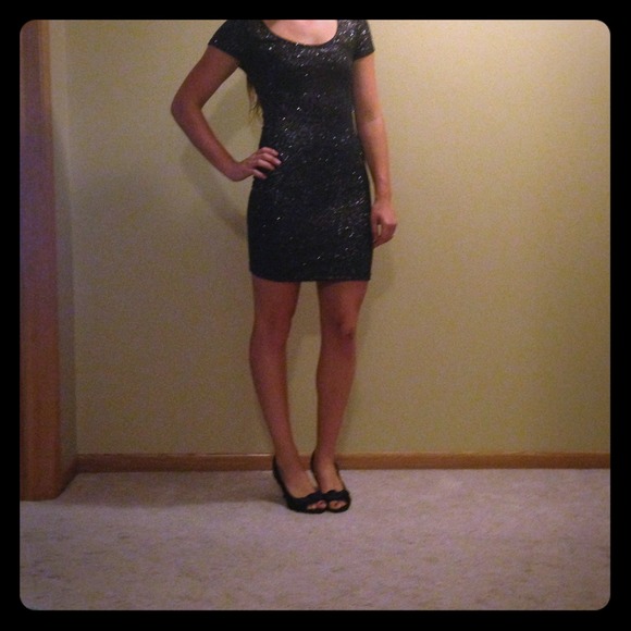 NEW sparkly dress