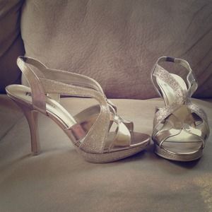 Gold Fiomi Night heels