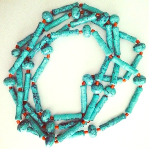 Beaded turquoise necklace
