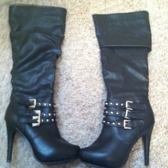 Tall boots ladies