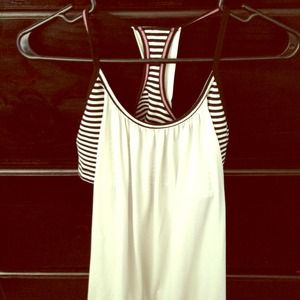 🚫SOLD🚫Lululemon no timits size 8 tank