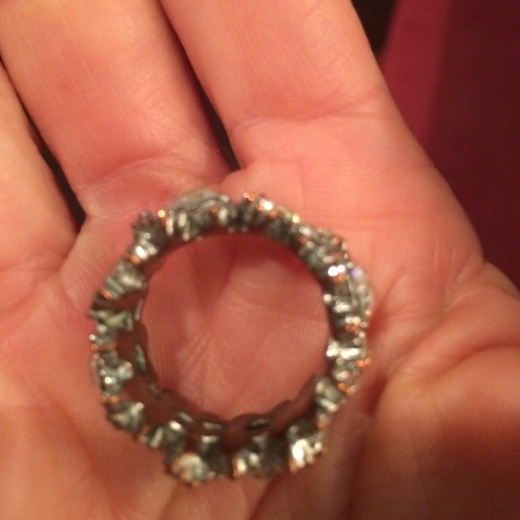 Ring - Picture 4 of 4