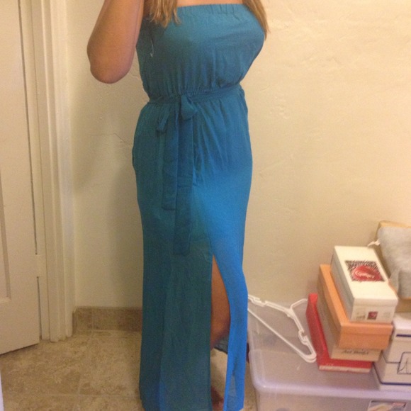 Strapless Turquoise Maxi - Picture 2 of 3