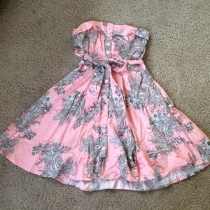 Pink and grey flower strapless dress