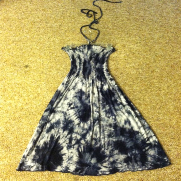 Strapless dress