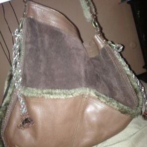 Purse.. MAKE AN OFFER!...--ON SALE--