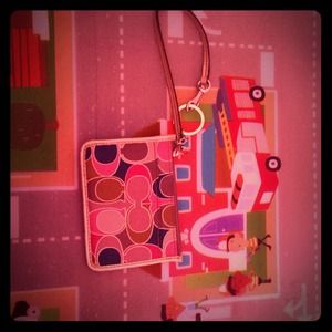 🌸🌸🌸Authentic Coach ID/ Card Holder🌸🌸🌸